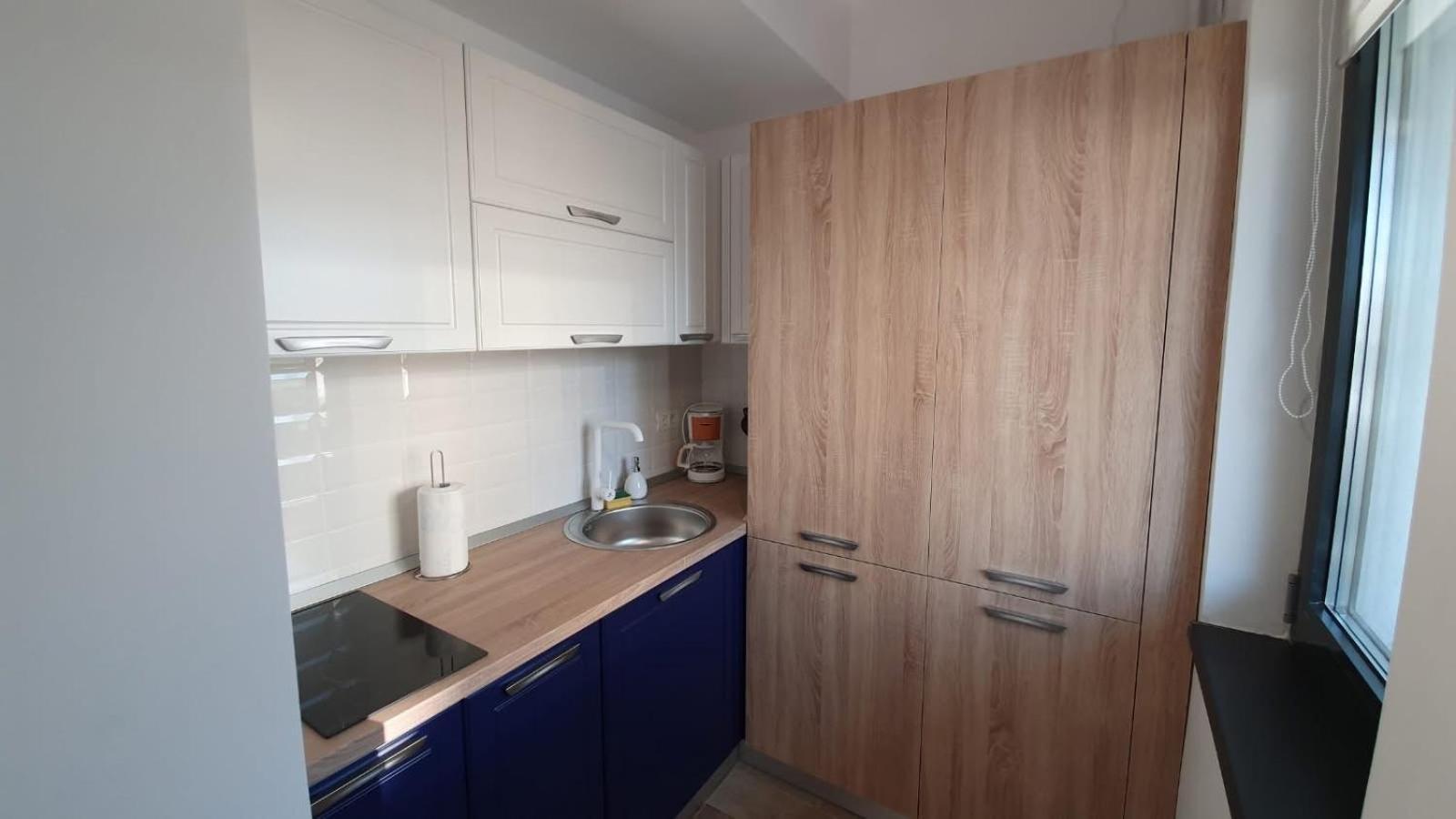 Lakeside Studio Mamaia Central Exteriör bild